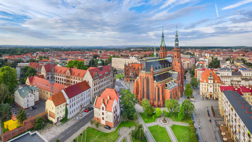 Legnica dolnośląskie Panoram miasta, katedra, Aerial panorama of city with cathedral of St. Peter and Paul